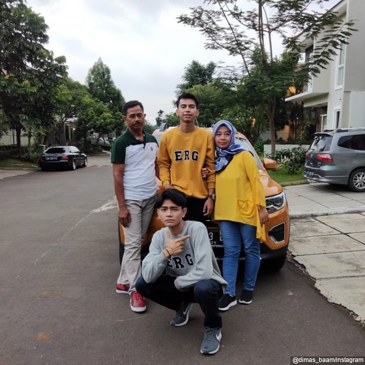Tampil Fashionable