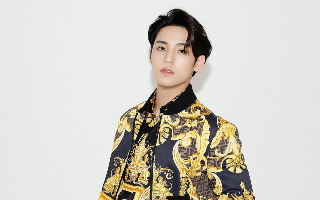 Langsung Hap, Begini Reaksi Mingyu SEVENTEEN Saat Makan Sate Habis Konser 'Be The Sun' Jakarta
