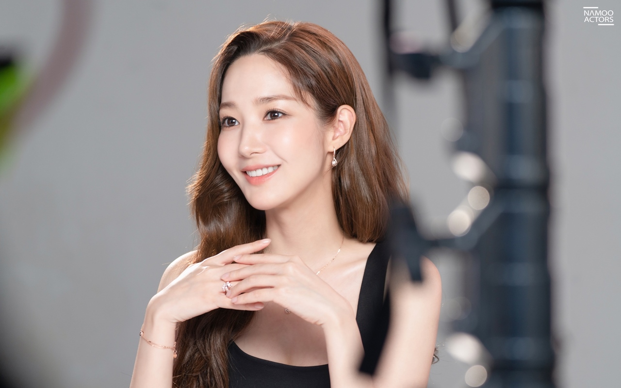 Kedekatan Park Min Young dengan Keluarga Terduga Kekasih Ikut Dibongkar Dispatch