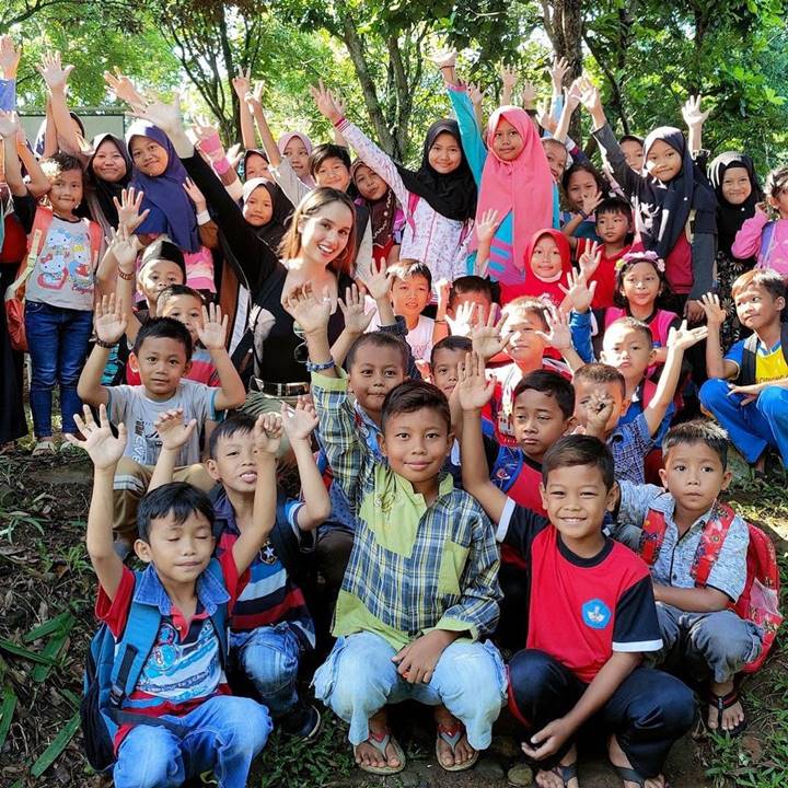 Cinta Laura