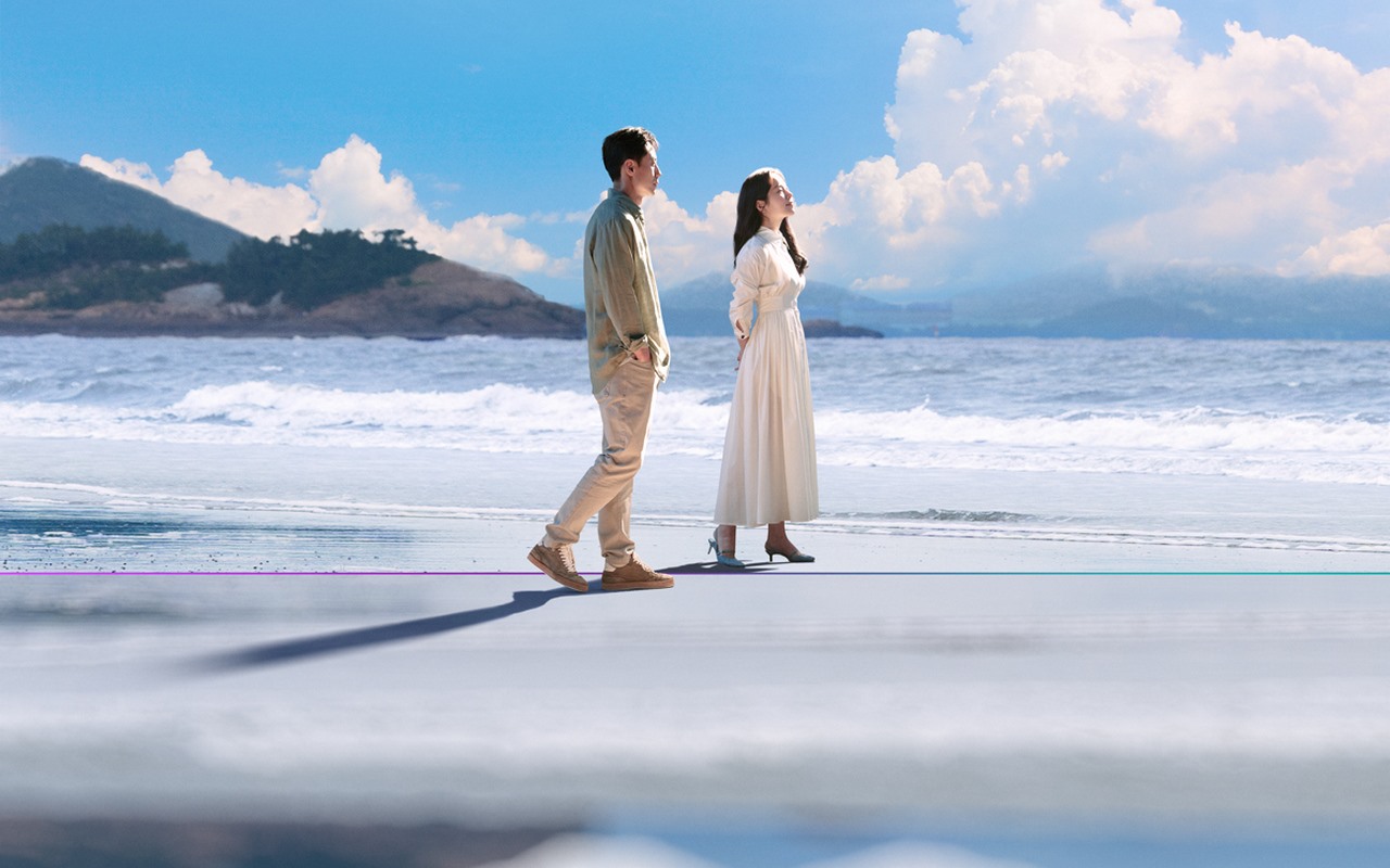 Shin Ha Kyun Tampilkan Kemesraan dengan Mendiang Istrinya Han Ji Min di Poster 'Yonder'