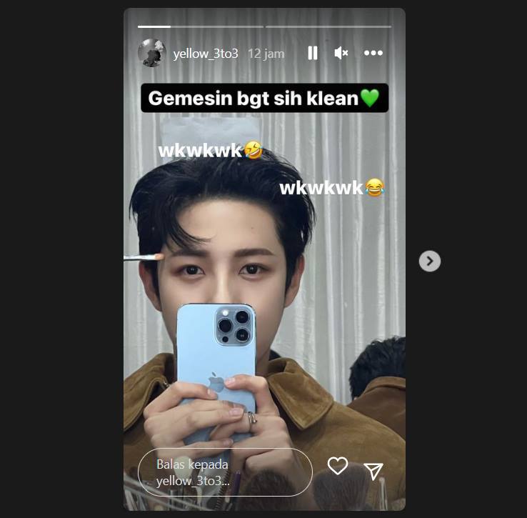Renjun NCT Dream pamer mirror selfie di Indonesia