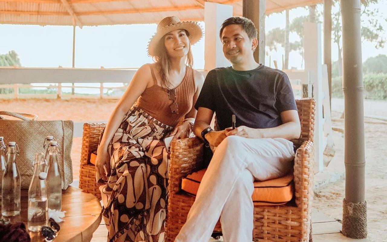 Suami Ayu Dewi Pernah Akui Ogah Tinggalkan Kegiatan Karaoke Hingga Nyeplos Hal Ini Bikin Syok