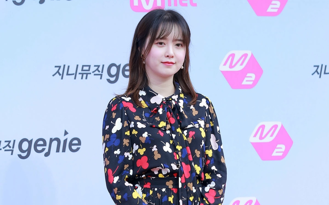 Ku Hye Sun Klarifikasi Penampilan Gemuknya Saat Hadiri Chunsa Film Art