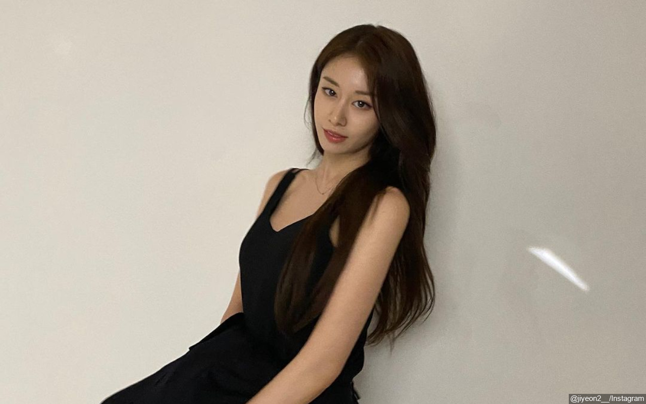 Makin Dekat ke Hari H, Jiyeon T-Ara Foto Mesra Bareng Calon Suami