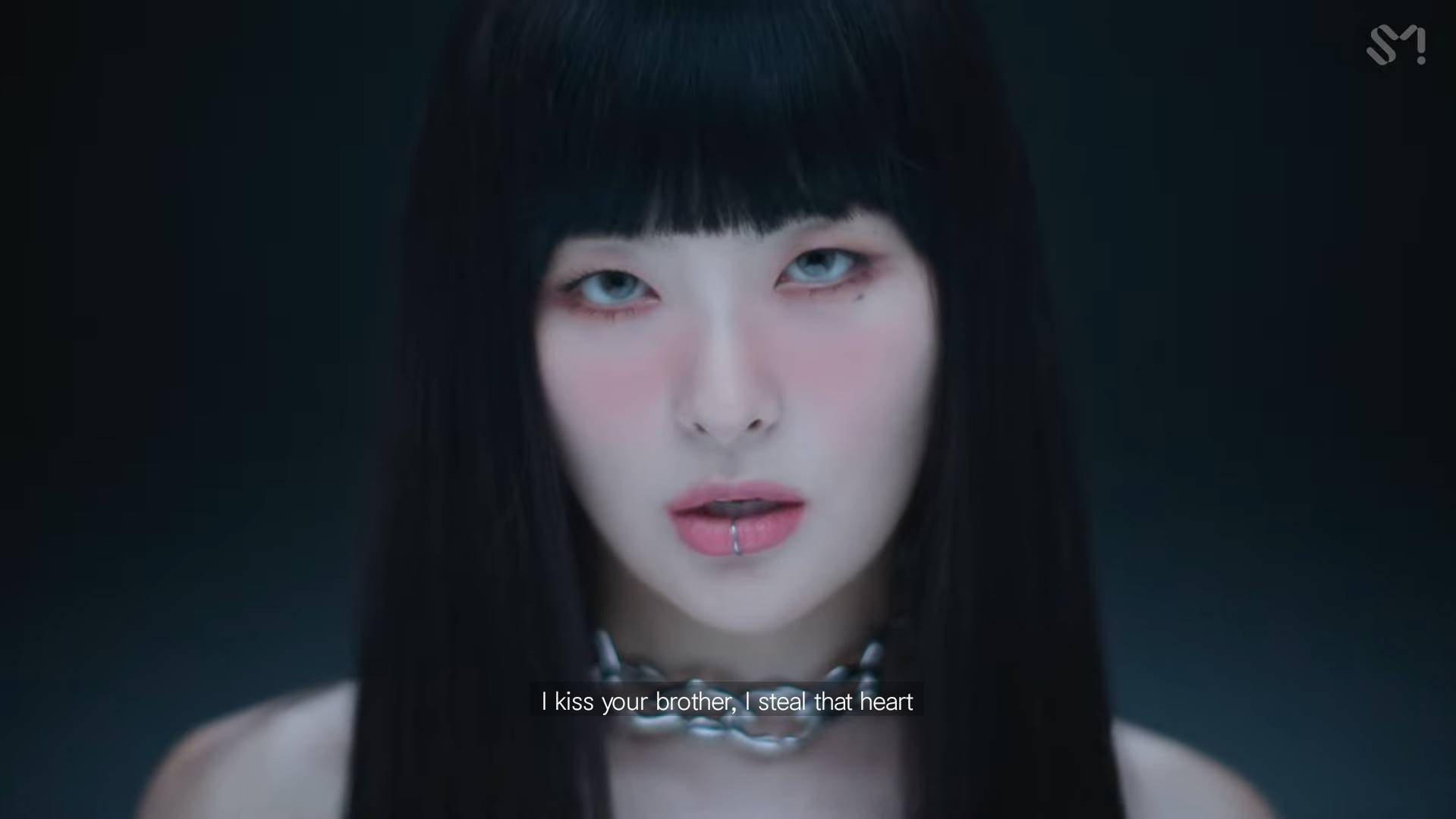 Lirik pembuka di lagu debut Seulgi Red Velvet \