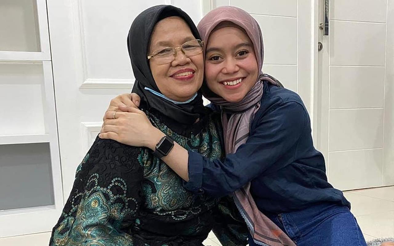 Postingan Terakhir Ibu Rizky Billar Bareng Lesti Kejora Bikin Pilu