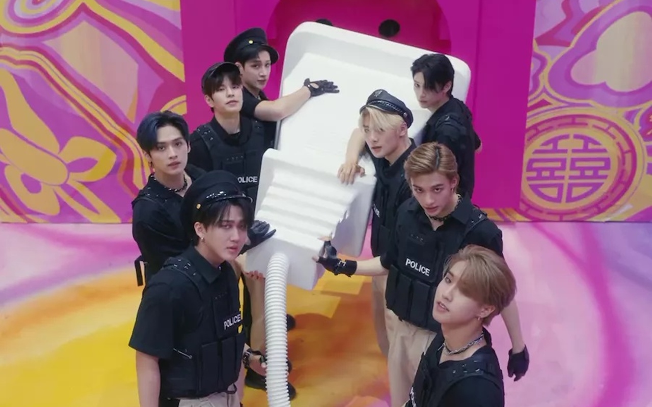 Stray Kids Pecahkan Kasus Soal Cinta di MV Comeback 'CASE 143'