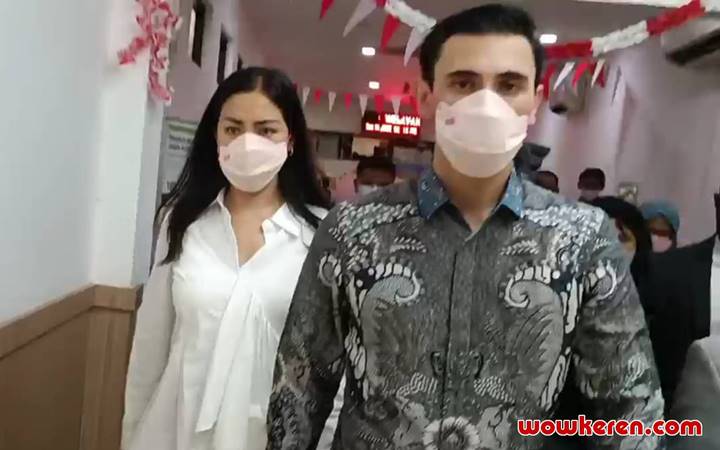 Jessica Iskandar Sebut Hatinya Tercabik-Cabik Usai Steven Tak Hadir Sidang