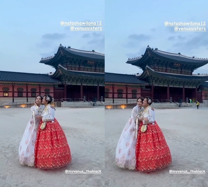 Kompak Kenakan Hanbok