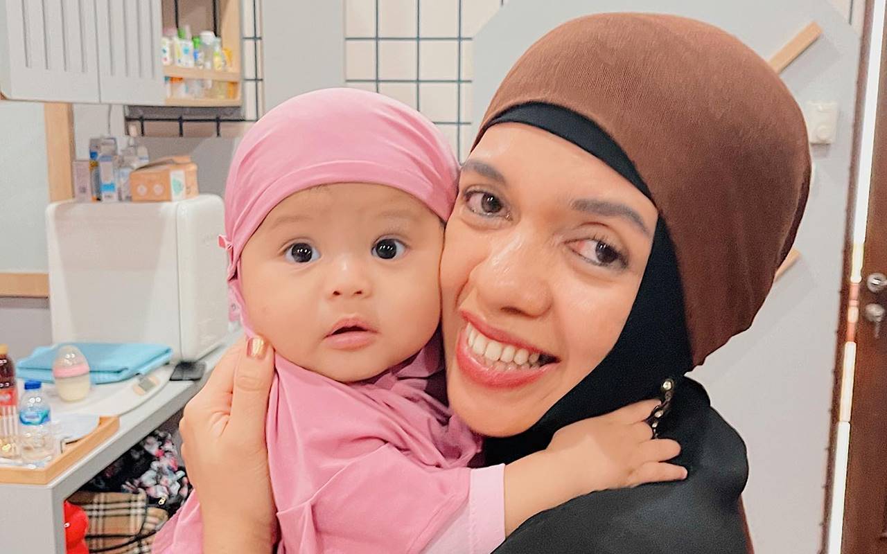 Sempat Dipertanyakan, Ibu Mertua Aurel Hermansyah Ikut Kabarkan Kondisi Ameena Terkini