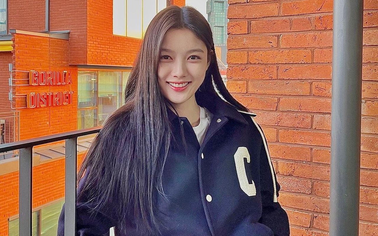 Kim Yoo Jung dan Pemain 'Itaewon Class' Terang-Terangan Lovestagram