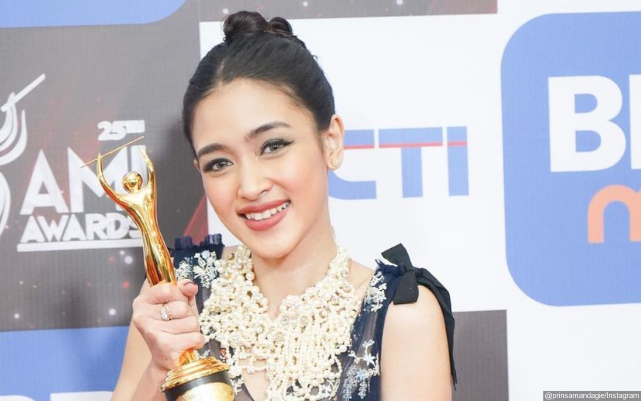 'Sahabat Dulu' Ost 'Layangan Putus' Sukses Bawa Prinsa Mandagie Raih Piala AMI Awards Perdana