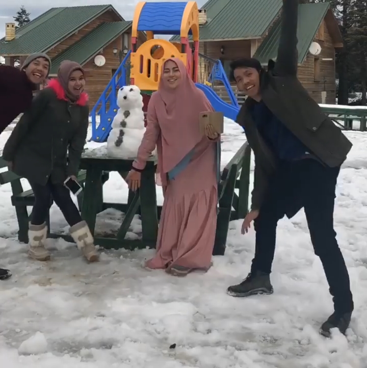 Bikin Olaf Bareng-Bareng