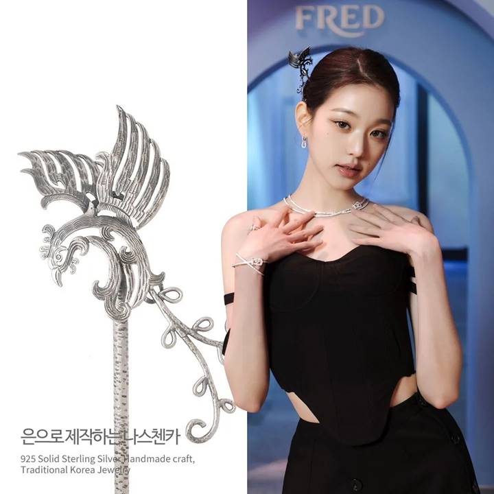 Cinta Tanah Air, Jang Won Young IVE Pakai Aksesoris Rambut Tradisional Korea di Paris