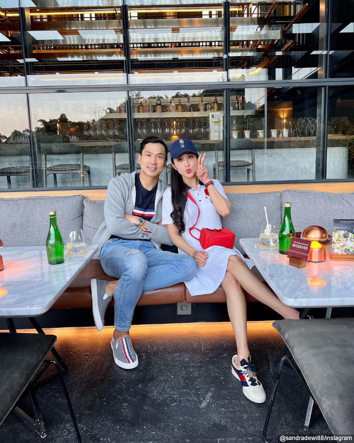 Sandra Dewi