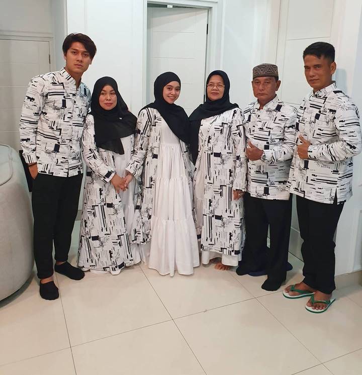 Bersama Keluarga Besar