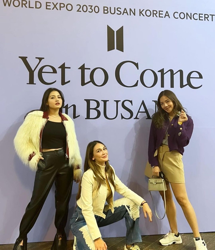Ngeksis di Tempat Konser