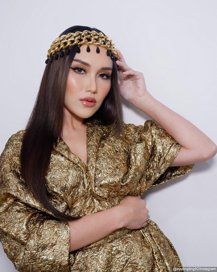 Reaksi Boy William di Suatu Acara Bikin Ayu Sakit Hati