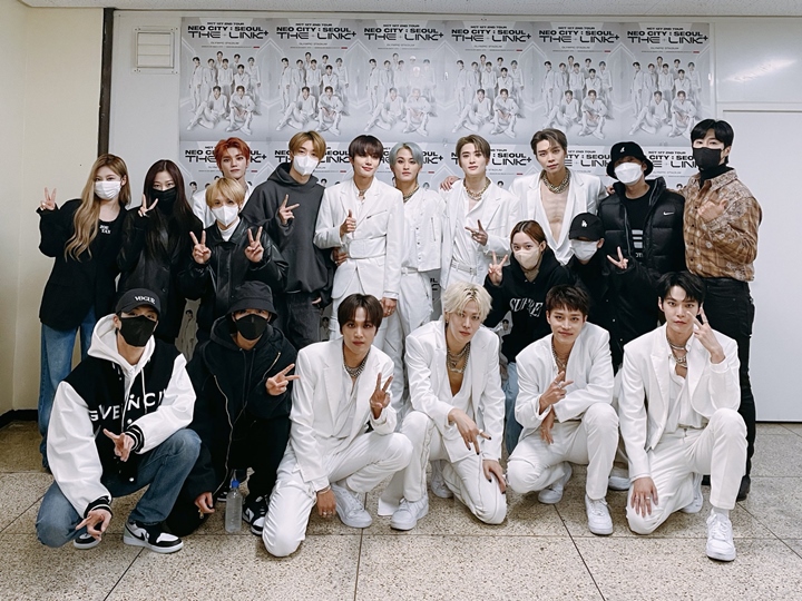 aespa Tunjukkan Tingkah Imut di Konser \'The Link+\' NCT 127