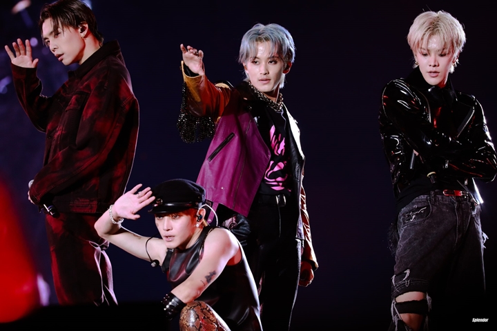 Momen Taeyong NCT 127 Jilat Jari Tengah di Konser \'NEO CITY : The Link+\' Viral