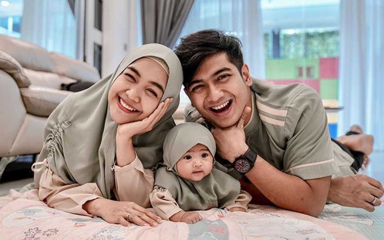 Masuk Usia Tiga Bulan, Moana Putri Ria Ricis 'Lihai' Sit Up