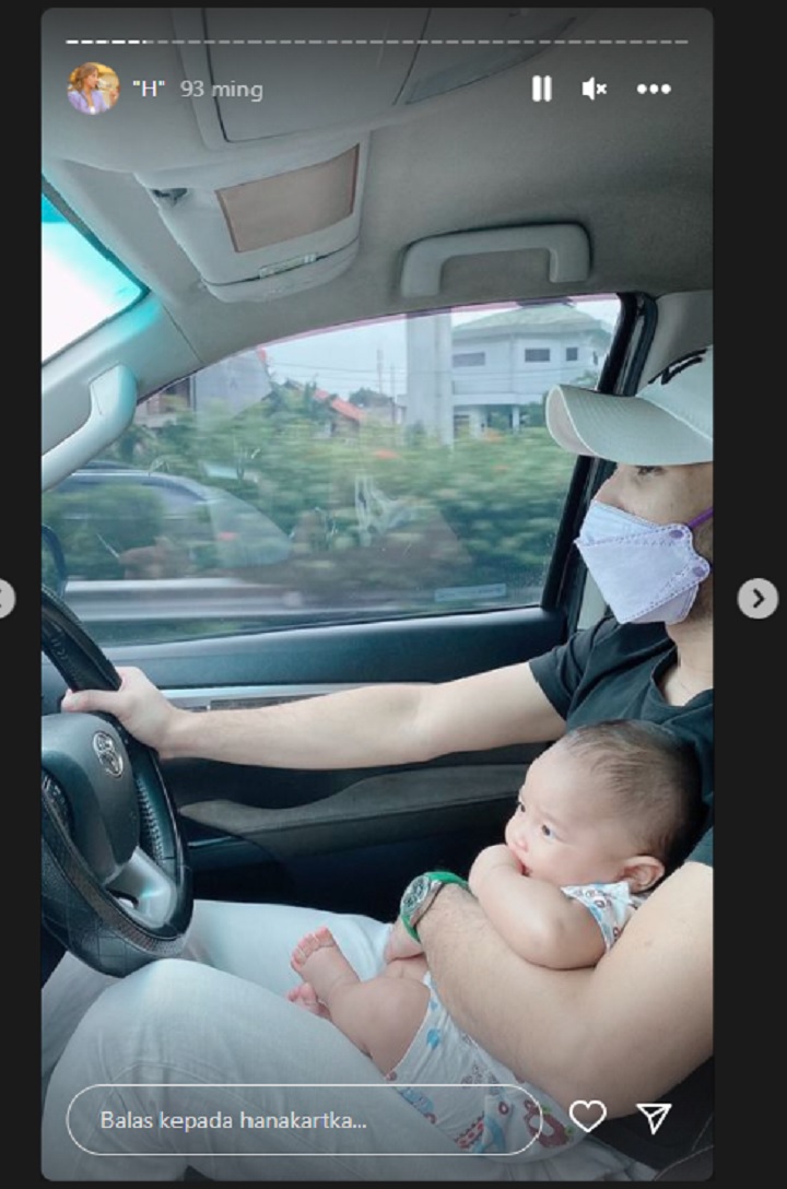 Nyetir Sambil Momong