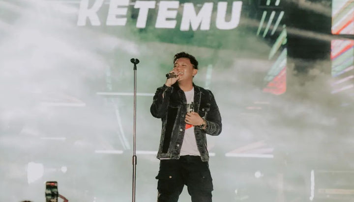 Riwayat Hidup