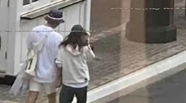 Beredar Foto Song Joong Ki & Kim Tae Ri Diduga Kencan di Paris, Agensi Buka Suara
