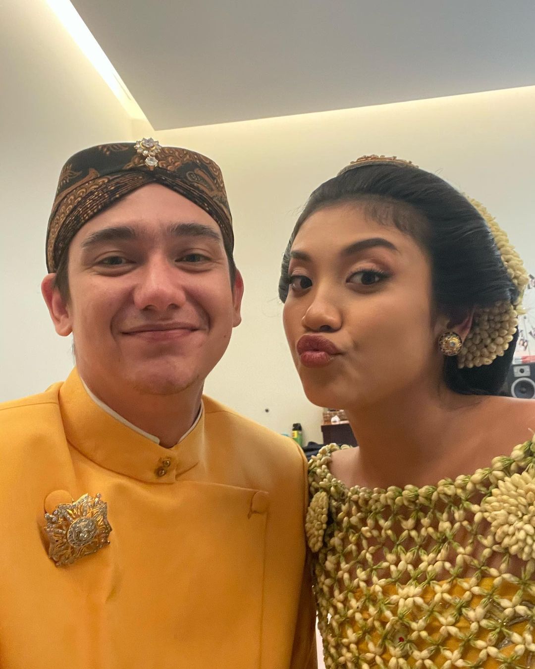 Adipati Dolken dan Canti Tachril 
