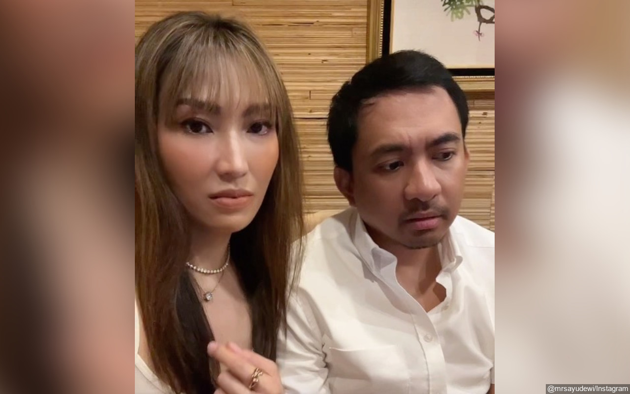 Wujud Megah Rumah Produksi Ayu Dewi Dispill Sahabat, Ada Foto Nikah Regi Datau Bikin Salfok