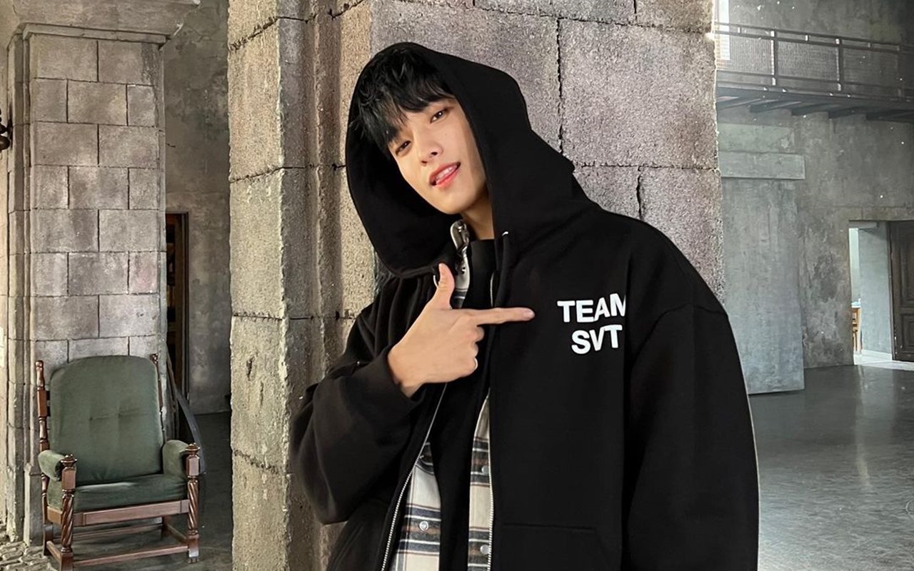 Seventeen best sale crew jacket