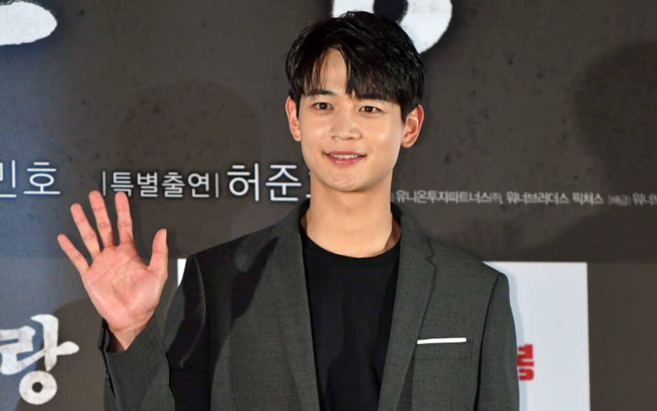 демон минхо. сколько лет минхо 2024. чхве минхо 2022. минхо бегущий эстетика. Choi min ho.