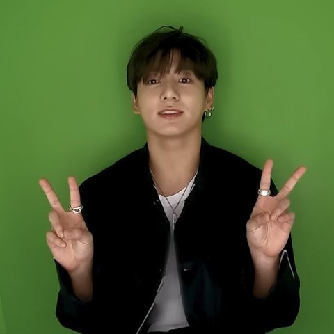Jungkook Bikin Fans Mimisan Usai Pamer Pose Gemesin Saat Foto Photobooth