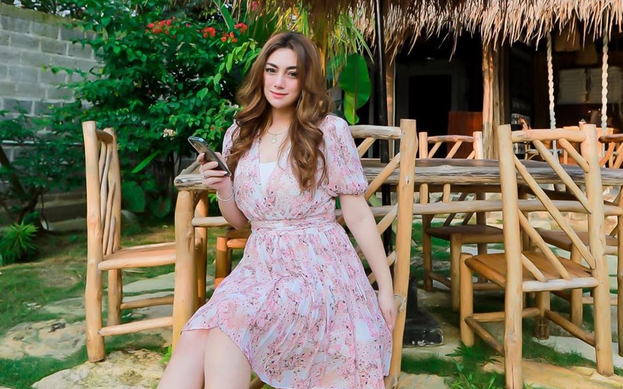 Celine Evangelista Malah Singgung Marshel Widianto Saat Ditanya Soal Liburan dengan Stevan Pasaribu