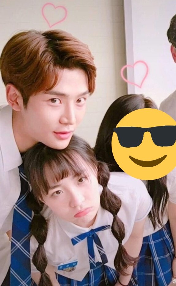 Rowoon dan Kim Min Ha di \