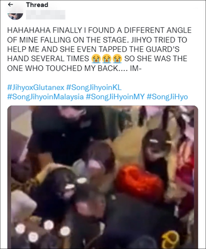 Song Ji Hyo Rela Desak-Desakan Demi Tolong Fans Yang Jatuh