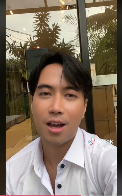 Vidi Aldiano Minta Tolong Refal Hady Usai Gagal Bikin Konten Sok Ganteng