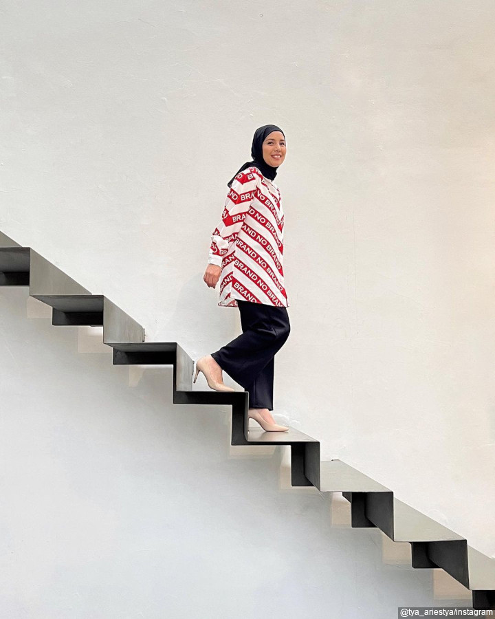 Tya Ariestya