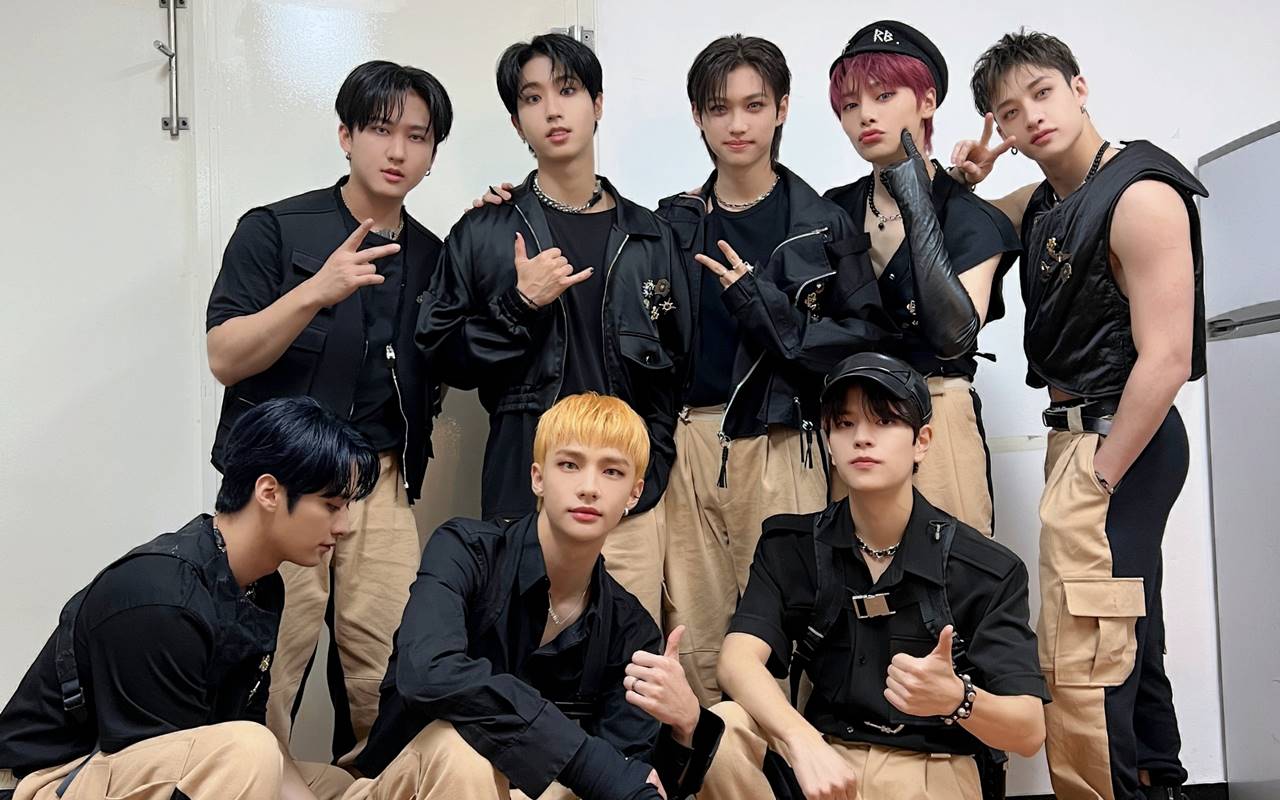 Hyunjin Cs Gagal Paham Stray Kids Diberi Yel-yel 'Gak Mau Pulang Maunya Digoyang'