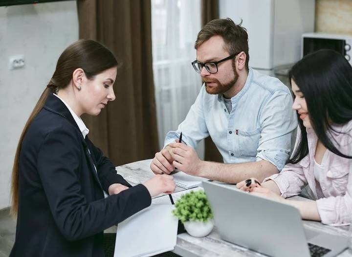 Keberadaan Kantor Jelas