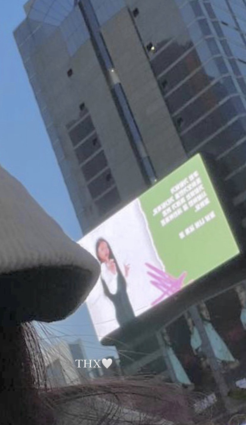Kim Garam Ucapkan Terima Kasih Ke Fans yang Rayakan Ultahnya dengan Billboard di Gangnam