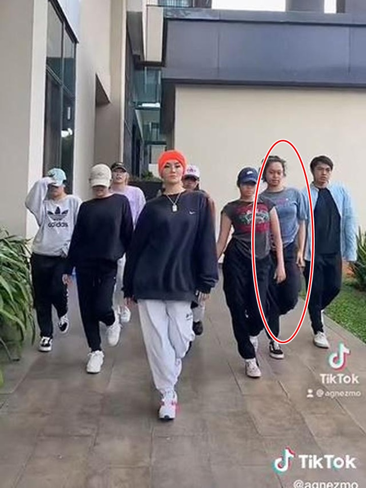 Jadi Dancer Agnez Mo, Anak Tora Sudiro Bangga Bisa Tampil di Amerika