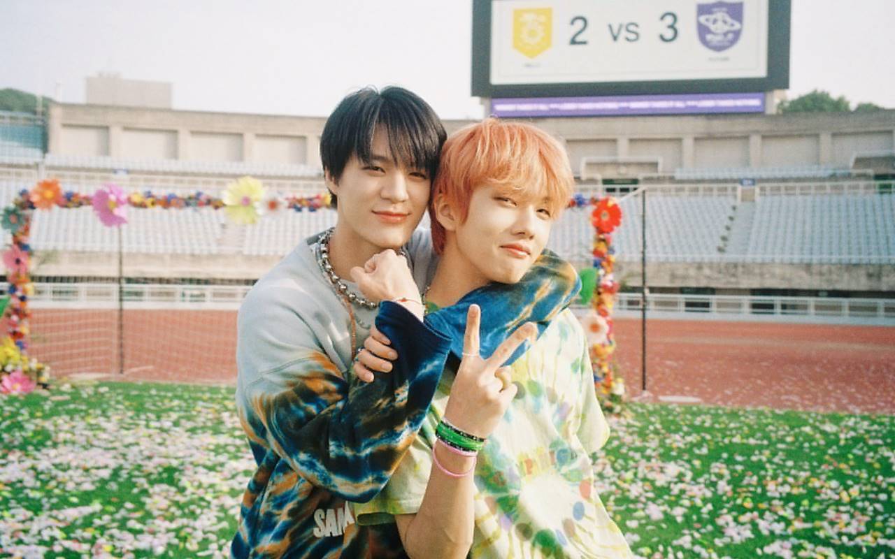 Jeno & Jisung NCT Akui Malu Pakai Baju Neon, Rencana Outfit Asli Bakal Bikin Lumer