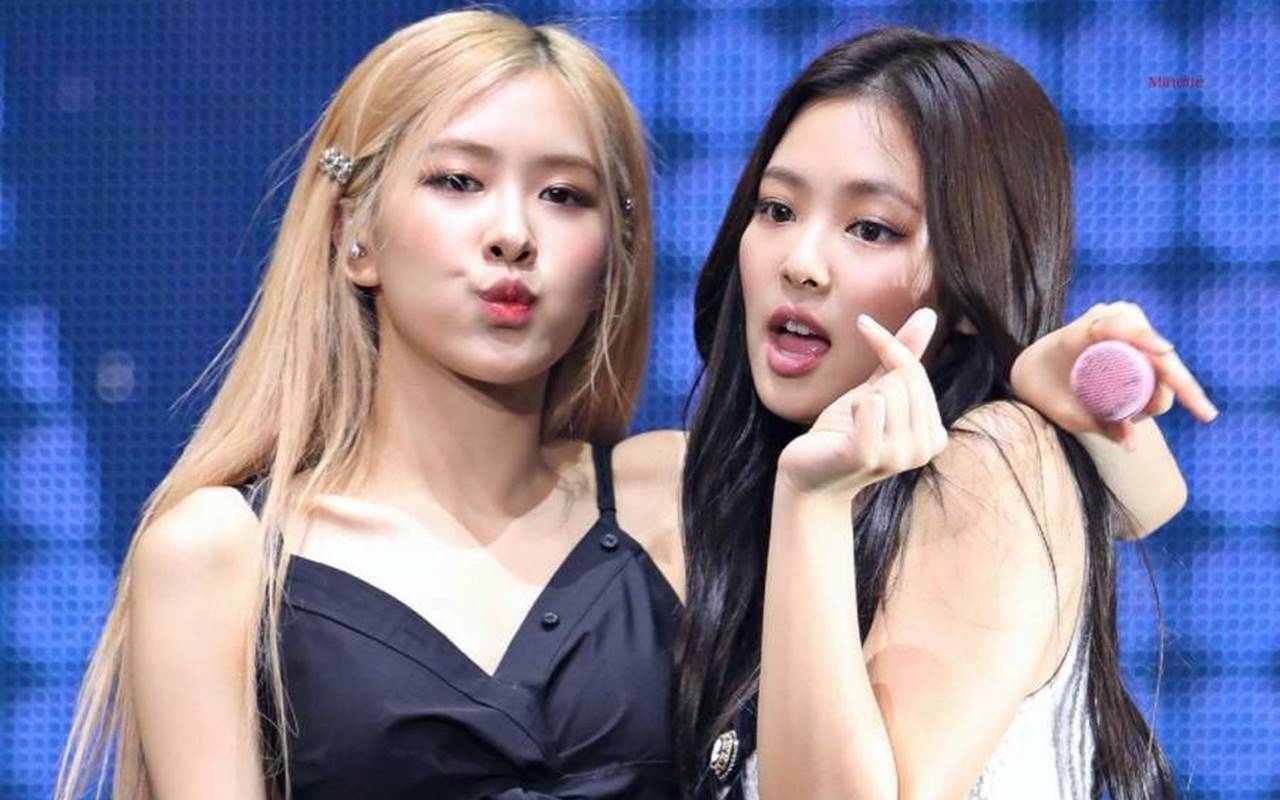 Rose dan Jennie BLACKPINK Bingung dengan Permintaan Fans, Reaksinya Bikin Ketawa