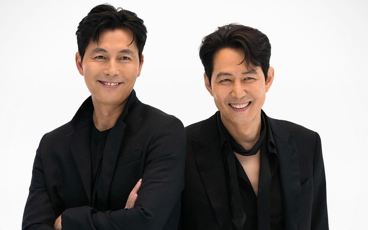 Blue Dragon Film Awards 2022: Aksi Kocak Jung Woo Sung Gantikan Lee Jung Jae Terima Penghargaan