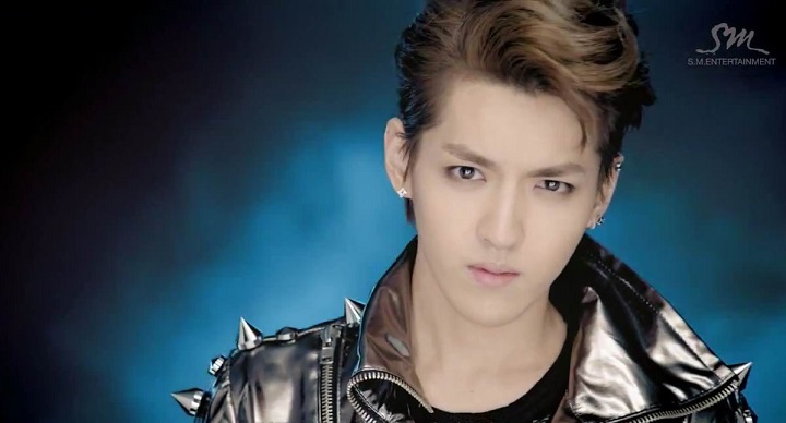 Debut EXO