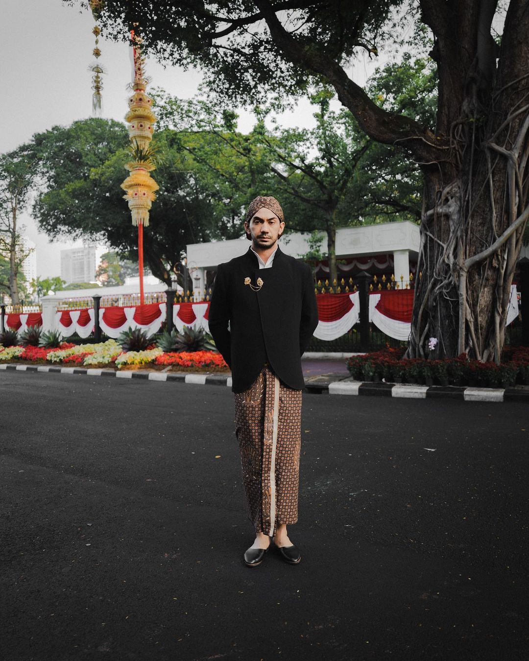 Jadi Tulang Punggung Sejak Remaja