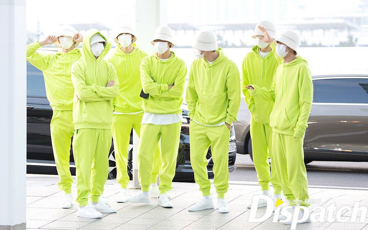 NCT Dream Hampir Pakai Fashion Airport Lebih Memalukan dari Outfit Neon