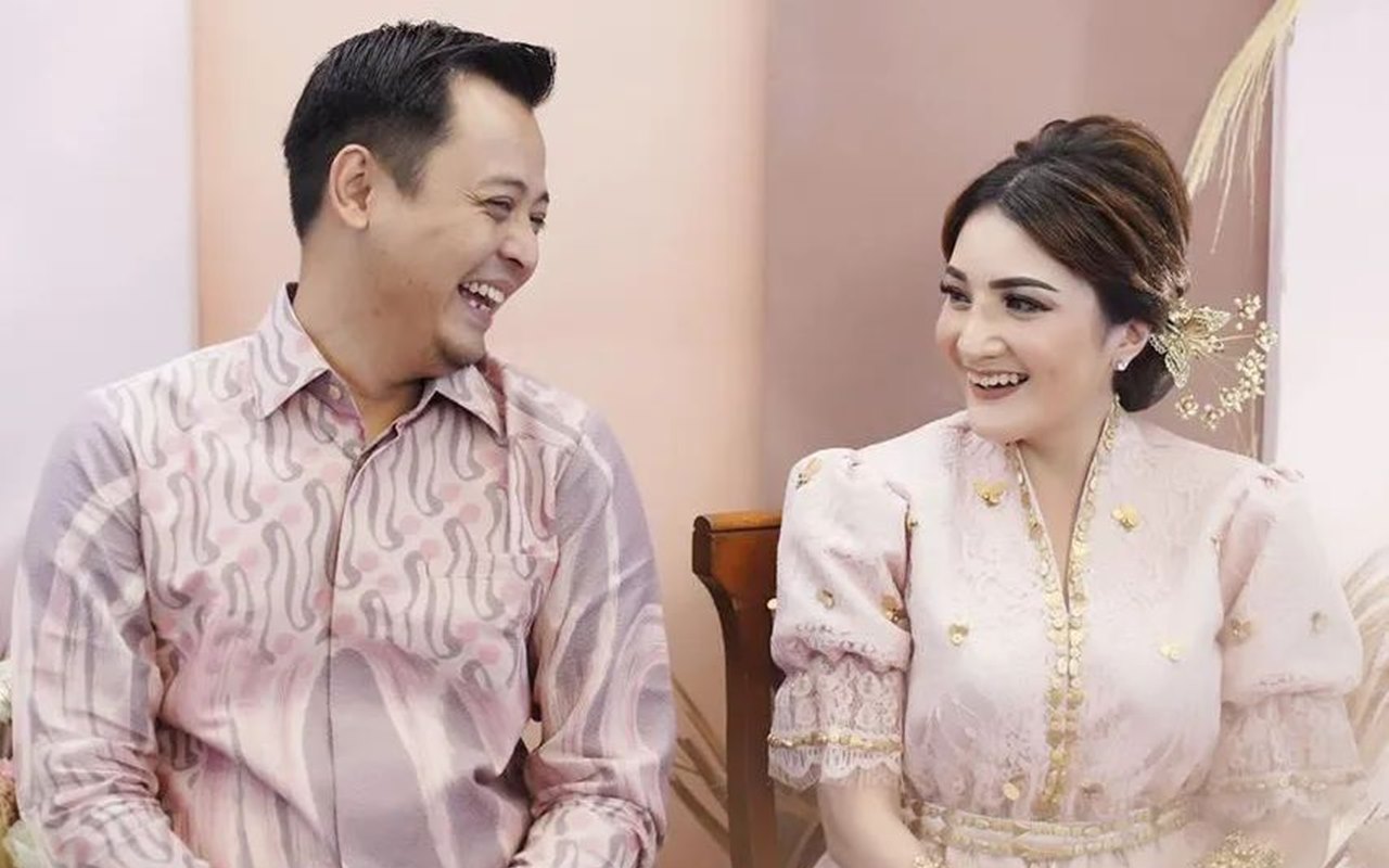 Kiki Amalia Dinikahi Fans Tajir Usai 10 Tahun Menjanda, Ada Pesan dari Sosok Penting